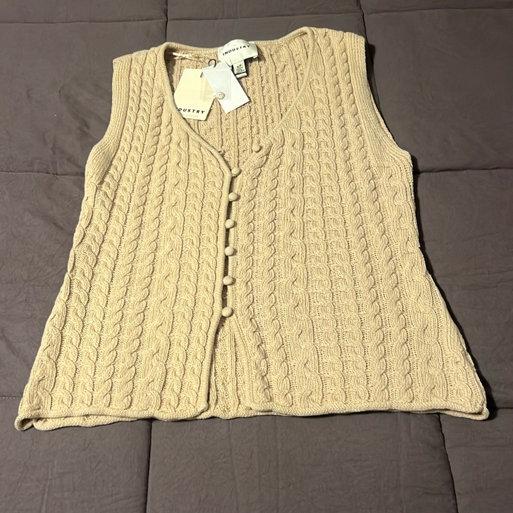 NWT Knit sleeveless top